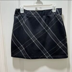 Athleta Skirt Womens Plaid Gray Fleece Mini Stretch Athleisure Pull-On Size L